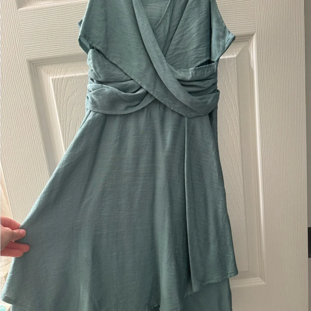 Elegant Teal Sleeveless Dress - Picture 2 of 6